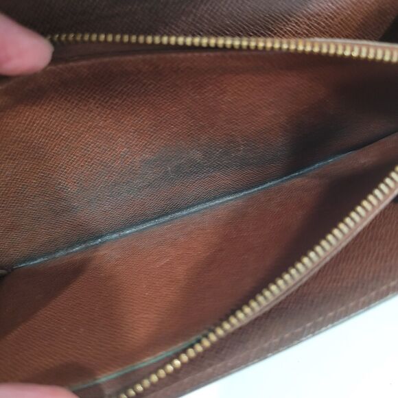 Authentic LOUIS VUITTON LV Vintage Monogram Sarah Wallet Envelope Leather 1996 - Picture 5 of 15